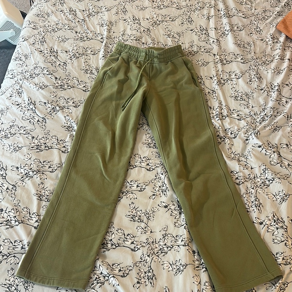 lululemon athletica Green Track Pants Relaxed Fit Joggers